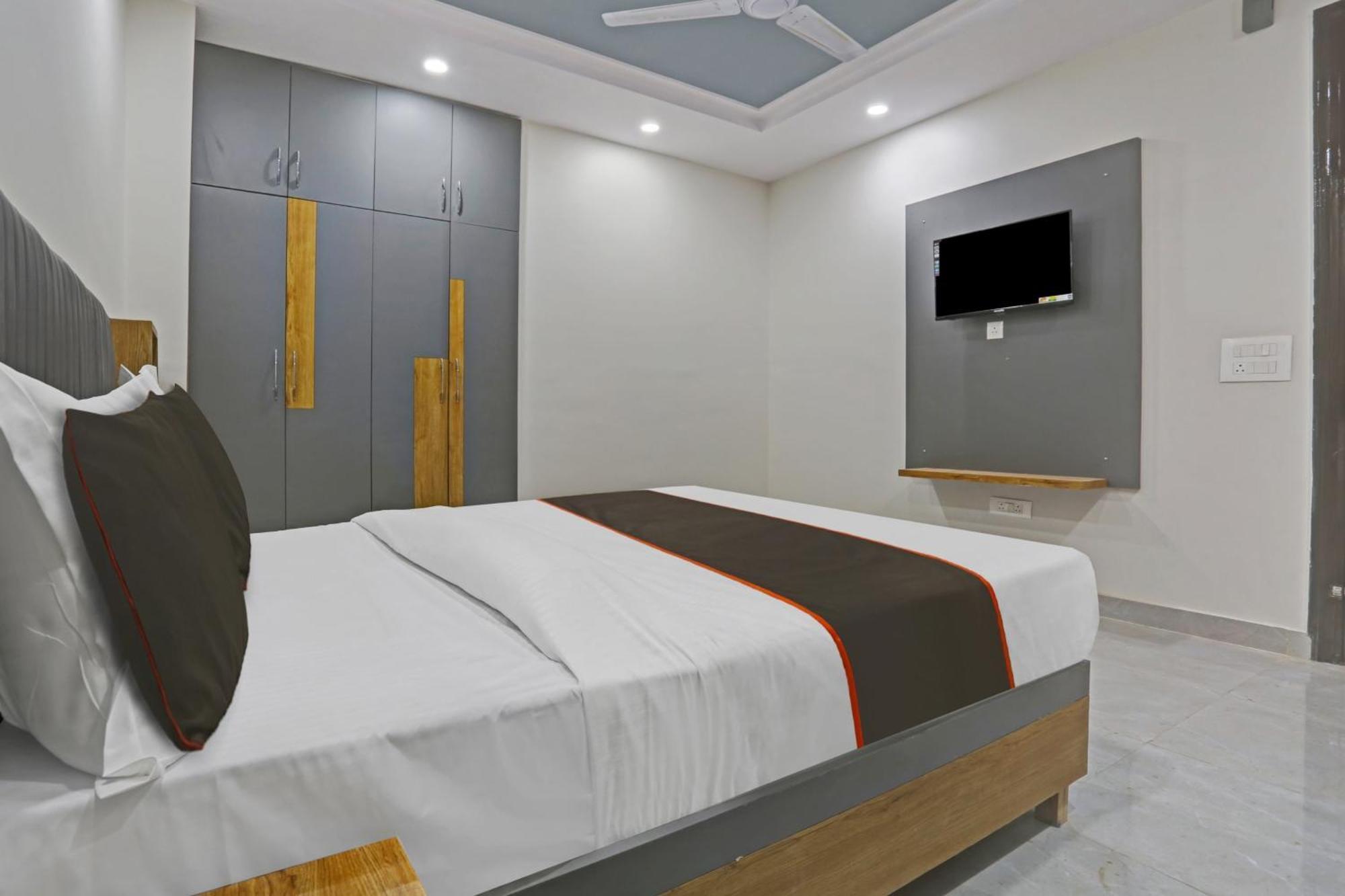 Hotel Townhouse Vip Grand à Delhi  Extérieur photo