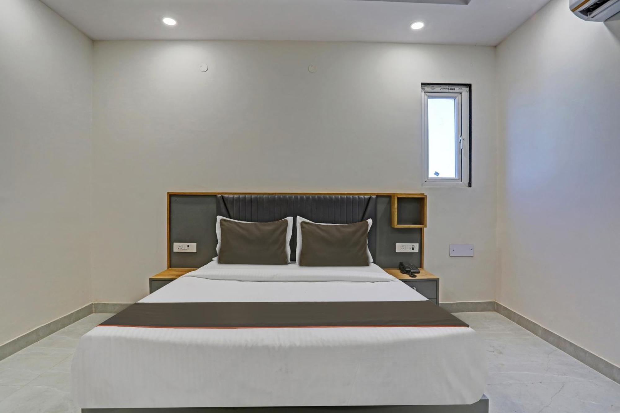 Hotel Townhouse Vip Grand à Delhi  Extérieur photo
